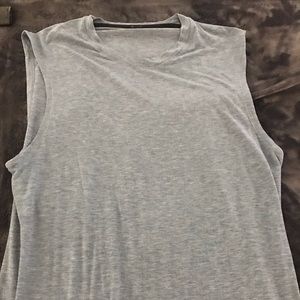 Lululemon sleeveless shirt